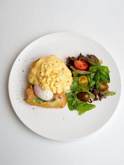 Benedict breakfast set