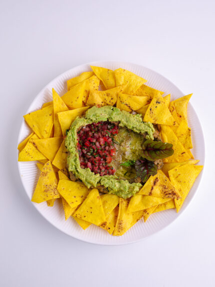 Guacamole with nachos